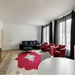 Cosy 1Br - Sleeps 5 - Trocadero
