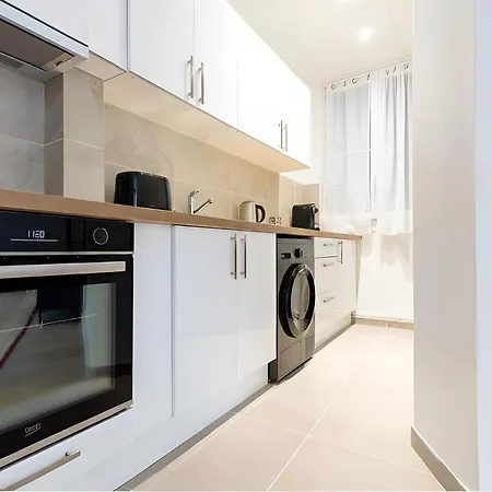 Cosy 1BR - Sleeps 5 - Trocadéro Appartamento Parigi