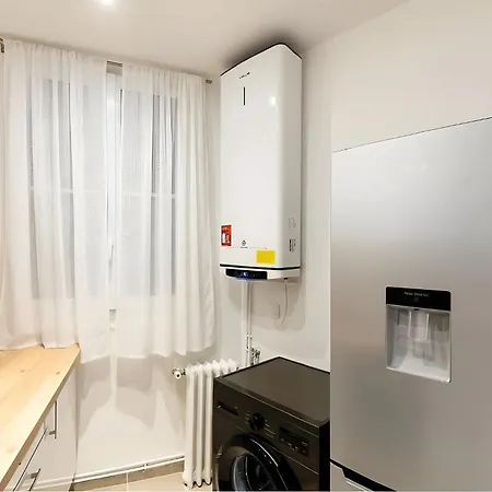 Cosy 1BR - Sleeps 5 - Trocadéro Appartamento Parigi