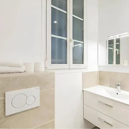 Cosy 1BR - Sleeps 5 - Trocadéro Appartamento *