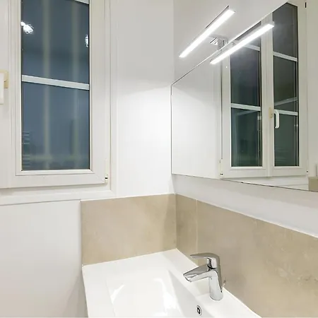 Cosy 1BR - Sleeps 5 - Trocadéro Appartamento *