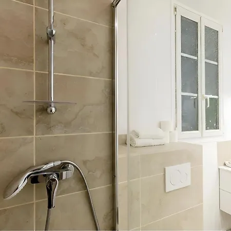 Cosy 1BR - Sleeps 5 - Trocadéro Appartamento