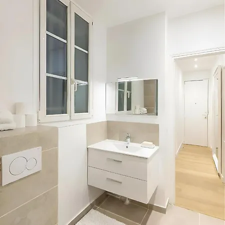 Cosy 1BR - Sleeps 5 - Trocadéro *