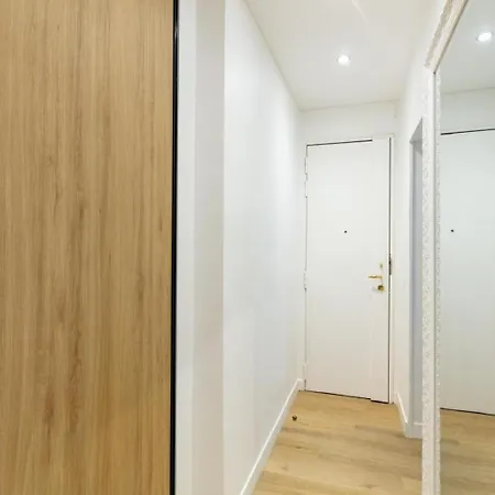 Cosy 1BR - Sleeps 5 - Trocadéro Appartamento Parigi